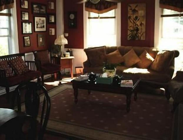 Brookside Inn At Laurens hotel detail image 3
