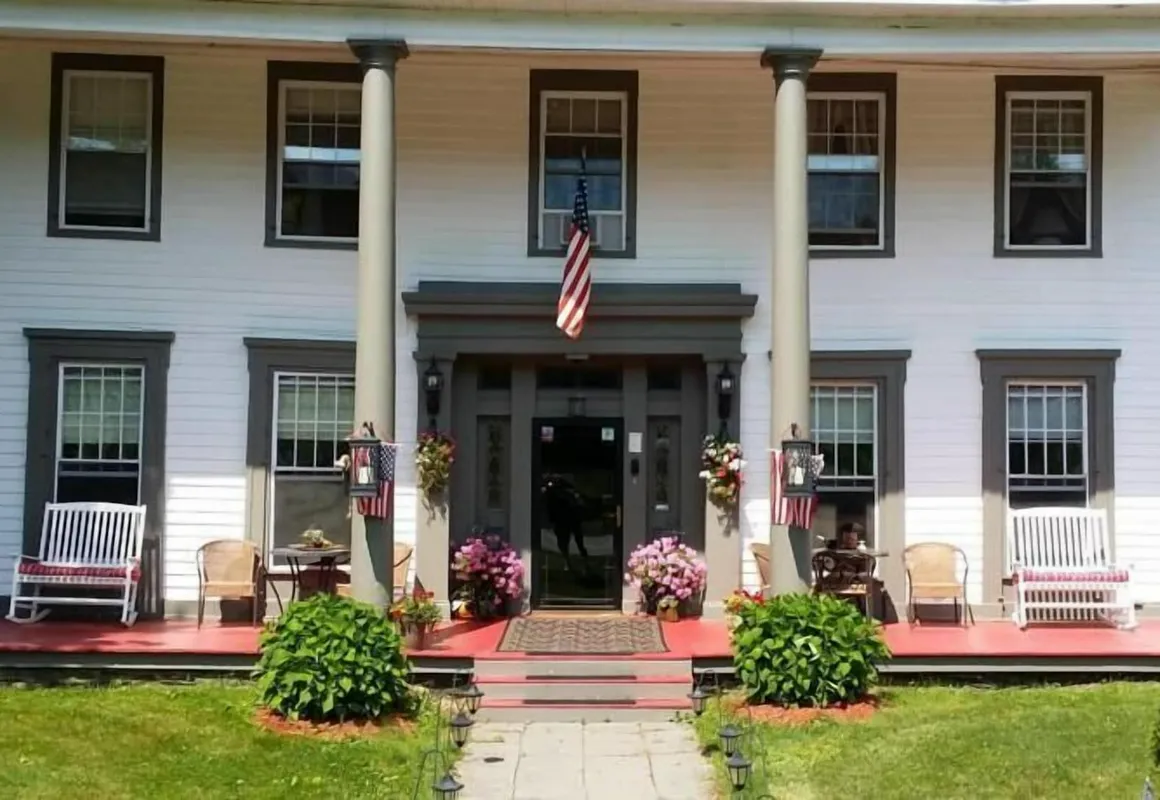 Brookside Inn At Laurens hotel hero