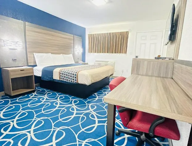 Budget Inn hotel detail image 3