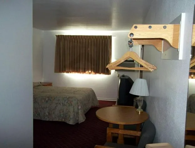 River Valley Inn hotel detail image 4