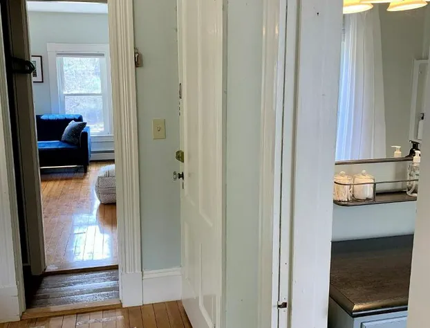 Inn On Golden Pond hotel detail image 1