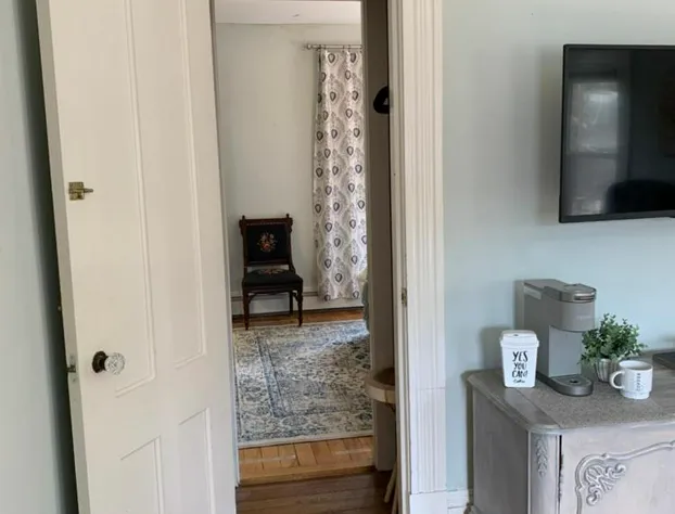 Inn On Golden Pond hotel detail image 2