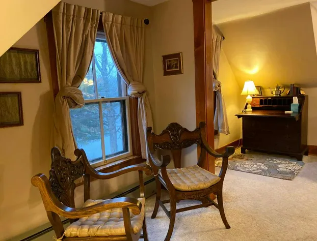 Follansbee Inn hotel detail image 3
