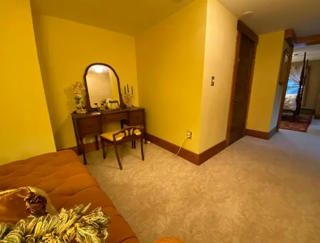 Follansbee Inn hotel detail image 2