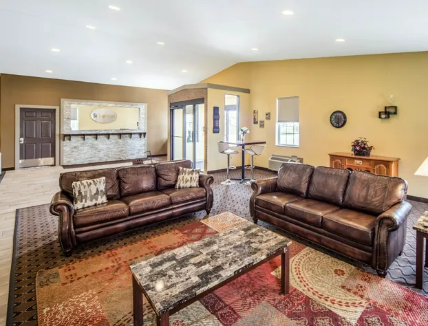 Suburban Studios Fort Wayne hotel detail image 3