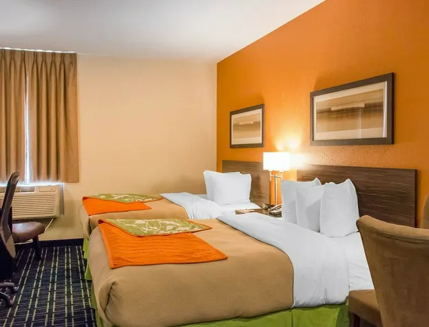 Clarion Pointe hotel detail image 3