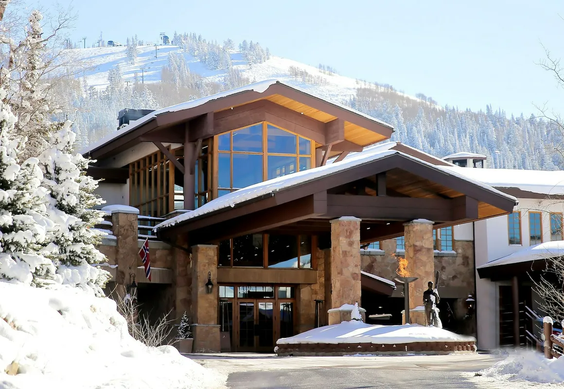 Stein Eriksen Lodge hotel hero