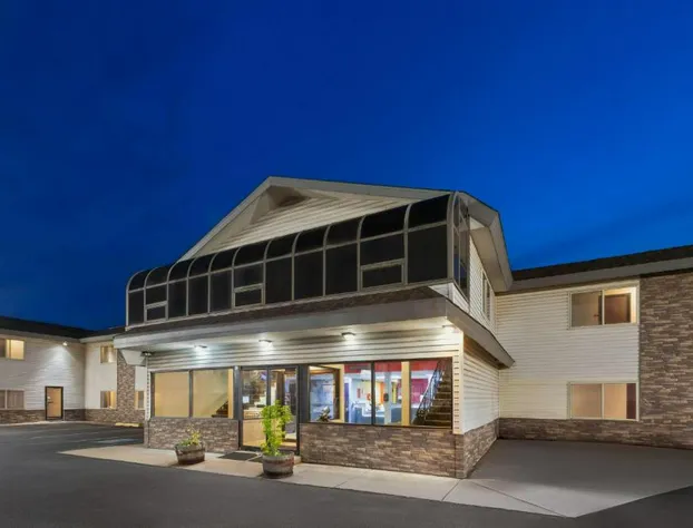 Baymont by Wyndham Iron Mountain hotel detail image 1