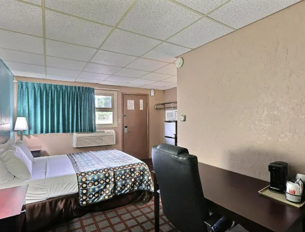 Baymont by Wyndham Iron Mountain hotel detail image 2