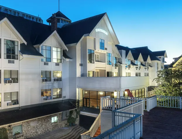 Huntingdon Hotel and Suites hotel detail image 1