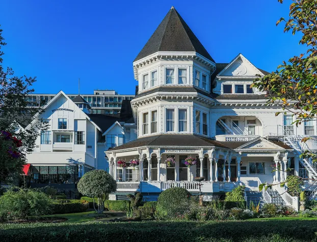 Huntingdon Hotel and Suites hotel detail image 2