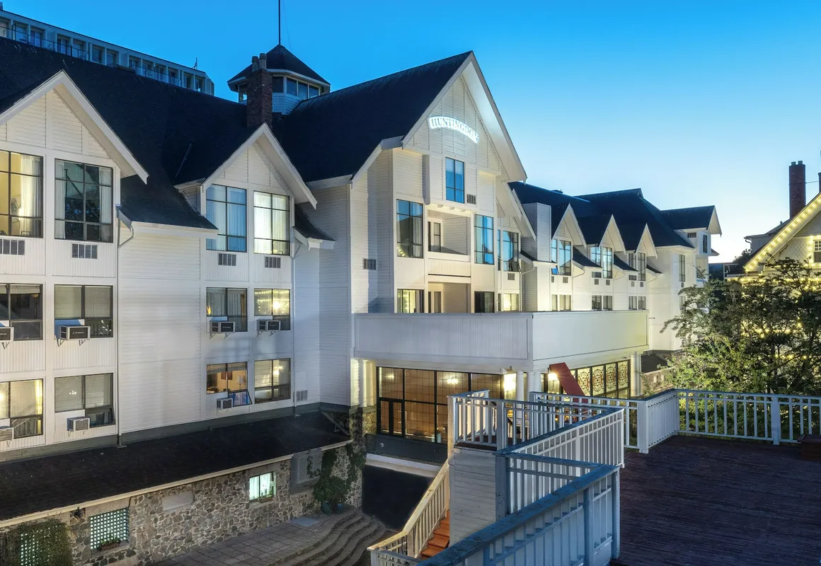 Huntingdon Hotel and Suites hotel hero