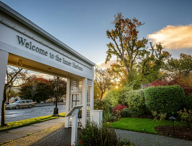 Huntingdon Hotel and Suites hotel detail image 4