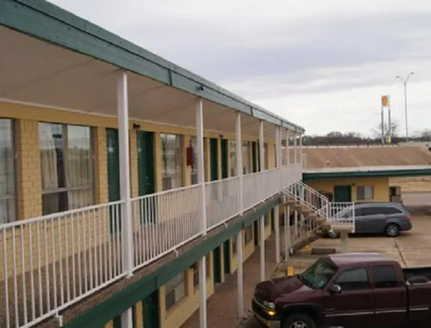 Budget Inn hotel detail image 2