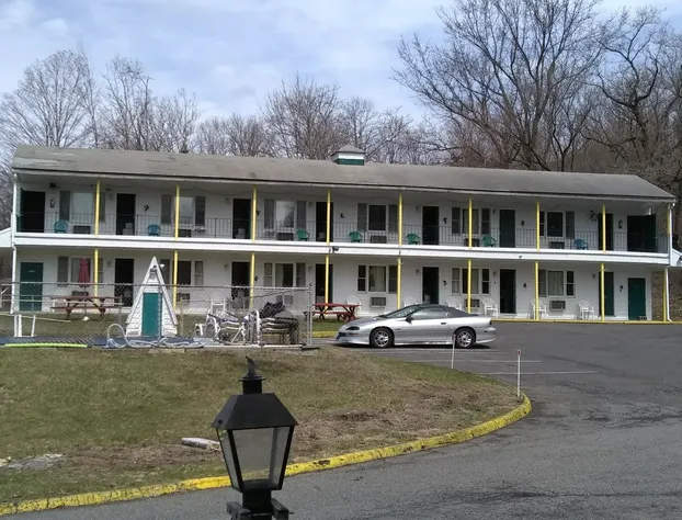 Green Valley Motel hotel detail image 1