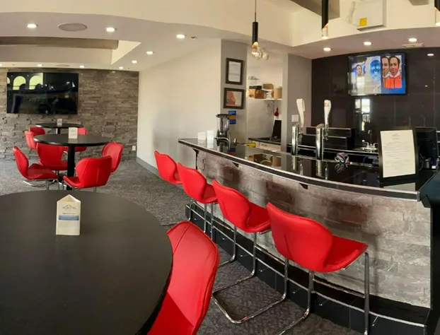 Microtel Inn & Suites by Wyndham Timmins hotel detail image 2