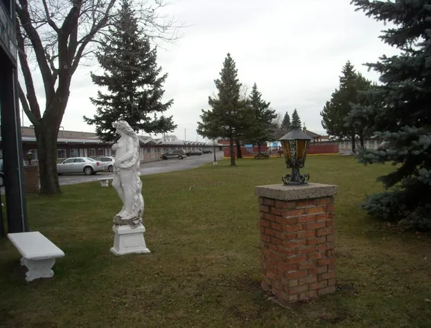 Grand Motel Saint-Hubert hotel detail image 4