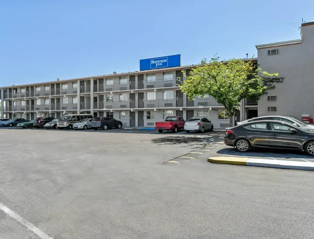 Rodeway Inn Albuquerque West hotel detail image 4