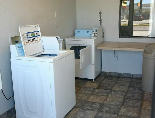 Motel 6 Hattiesburg, MS hotel detail image 4