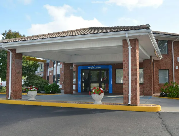 Motel 6 Newport, RI hotel detail image 2