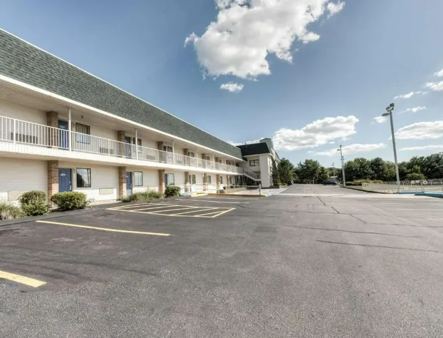 Motel 6 Niantic, CT - New London hotel detail image 2