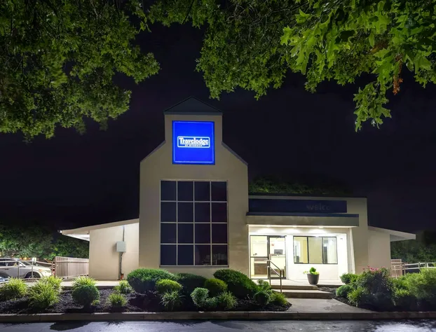 Travelodge by Wyndham Essington / Philadelphia Airport hotel detail image 3