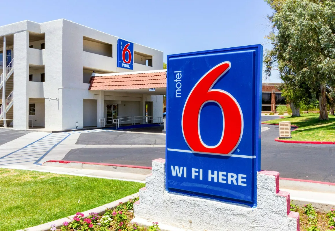 Motel 6 Tempe, AZ – Phoenix Airport – Priest Dr hotel hero