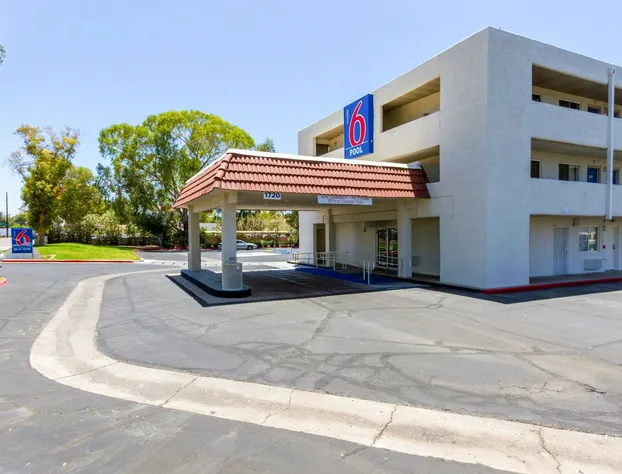 Motel 6 Tempe, AZ – Phoenix Airport – Priest Dr hotel detail image 2