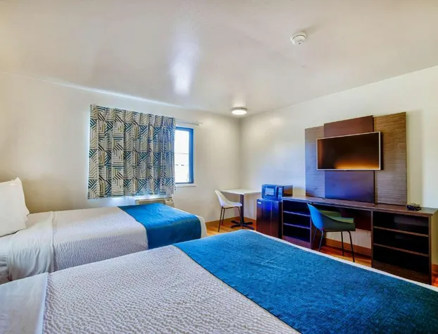 Motel 6 Duluth, MN hotel detail image 4