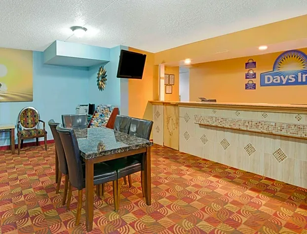 Days Inn by Wyndham Independence hotel detail image 2