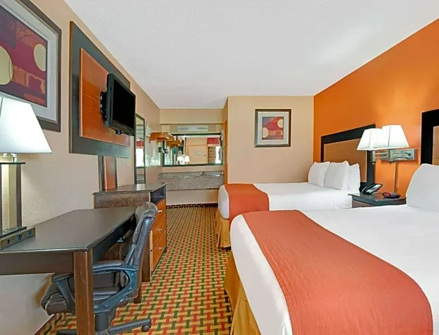 Days Inn by Wyndham Independence hotel detail image 4