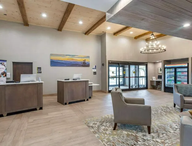 Best Western Plus Apple Valley Lodge Pigeon Forge hotel detail image 1