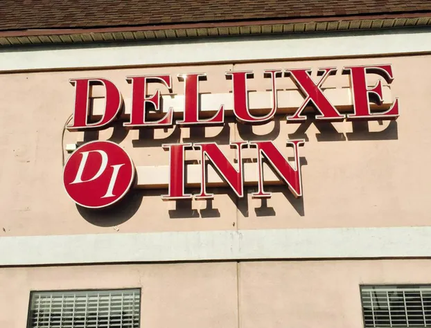 Deluxe Inn hotel detail image 2
