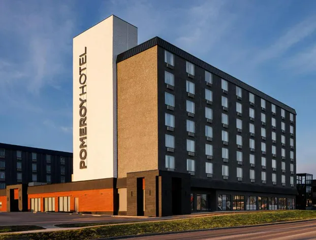 Pomeroy Hotel & Conference Centre Grande Prairie hotel detail image 1