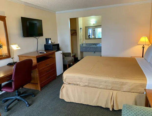 Regency Inn Fairfield hotel detail image 3