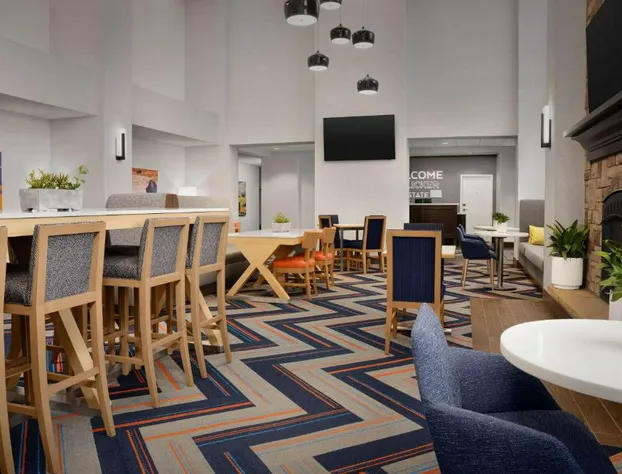 Hampton Inn & Suites Williston hotel detail image 3