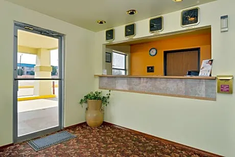 Sunset Inn Tucumcari NM hotel detail image 3