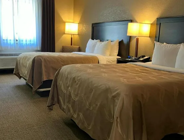 Quality Inn Harlan hotel detail image 4