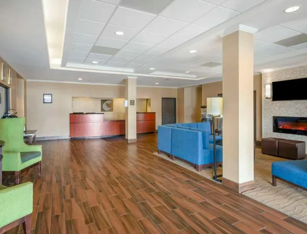 Comfort Inn & Suites Blytheville hotel detail image 3