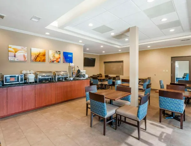 Comfort Inn & Suites Blytheville hotel detail image 4