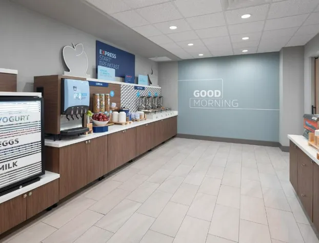 Holiday Inn Express Miami Airport Blue Lagoon Area by IHG hotel detail image 1