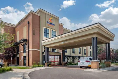 Comfort Suites Airport - University hotel hero