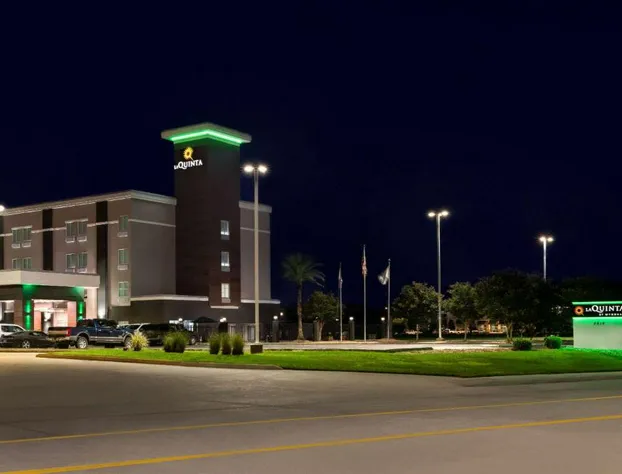 La Quinta Inn & Suites by Wyndham Gonzales LA hotel detail image 2