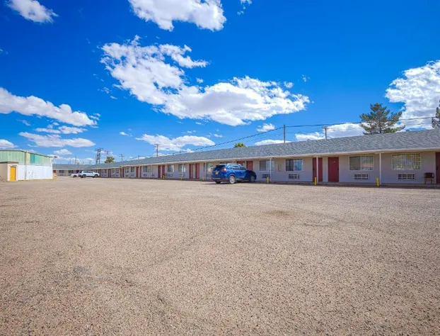 Holiday Motel Lordsburg I-10 hotel detail image 1