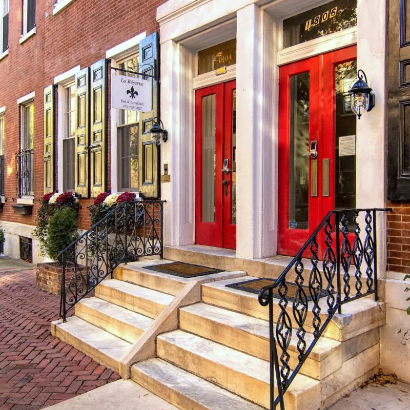 La Reserve Bed & Breakfast hotel hero