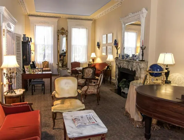 La Reserve Bed & Breakfast hotel detail image 2