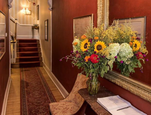 La Reserve Bed & Breakfast hotel detail image 4