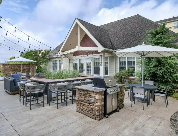 Residence Inn Long Island Islip/Courthouse Complex hotel detail image 2