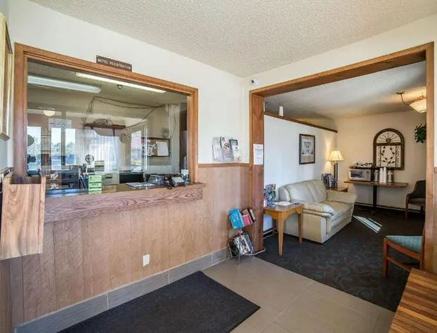 Rodeway Inn Cheyenne I-80 East hotel detail image 3