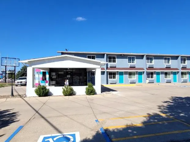 Dragonfly Inn and Suites hotel detail image 2